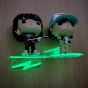 رفوف عائمة صغيرة من الأكريليك الشفاف لـ Funko Pop 